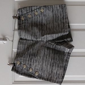 Ann Taylor Loft The Riviera Short Sz. 10